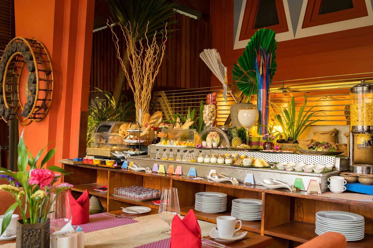 Golden Temple Residence Siem Reap Zewnętrze zdjęcie A buffet at a hotel