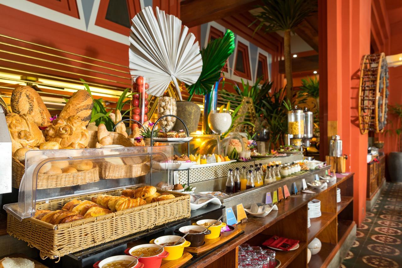 Golden Temple Residence Siem Reap Zewnętrze zdjęcie A buffet at a hotel