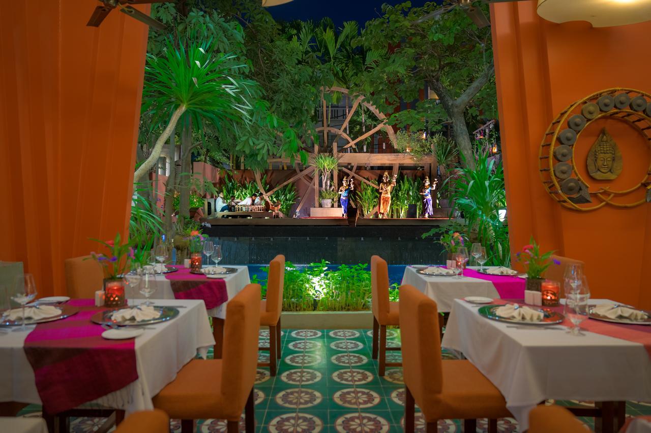 Golden Temple Residence Siem Reap Zewnętrze zdjęcie The restaurant at the resort